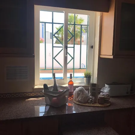 Casa Golfinho, *